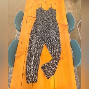 Vince Camuto Monochrome Patterned Jumpsuit
